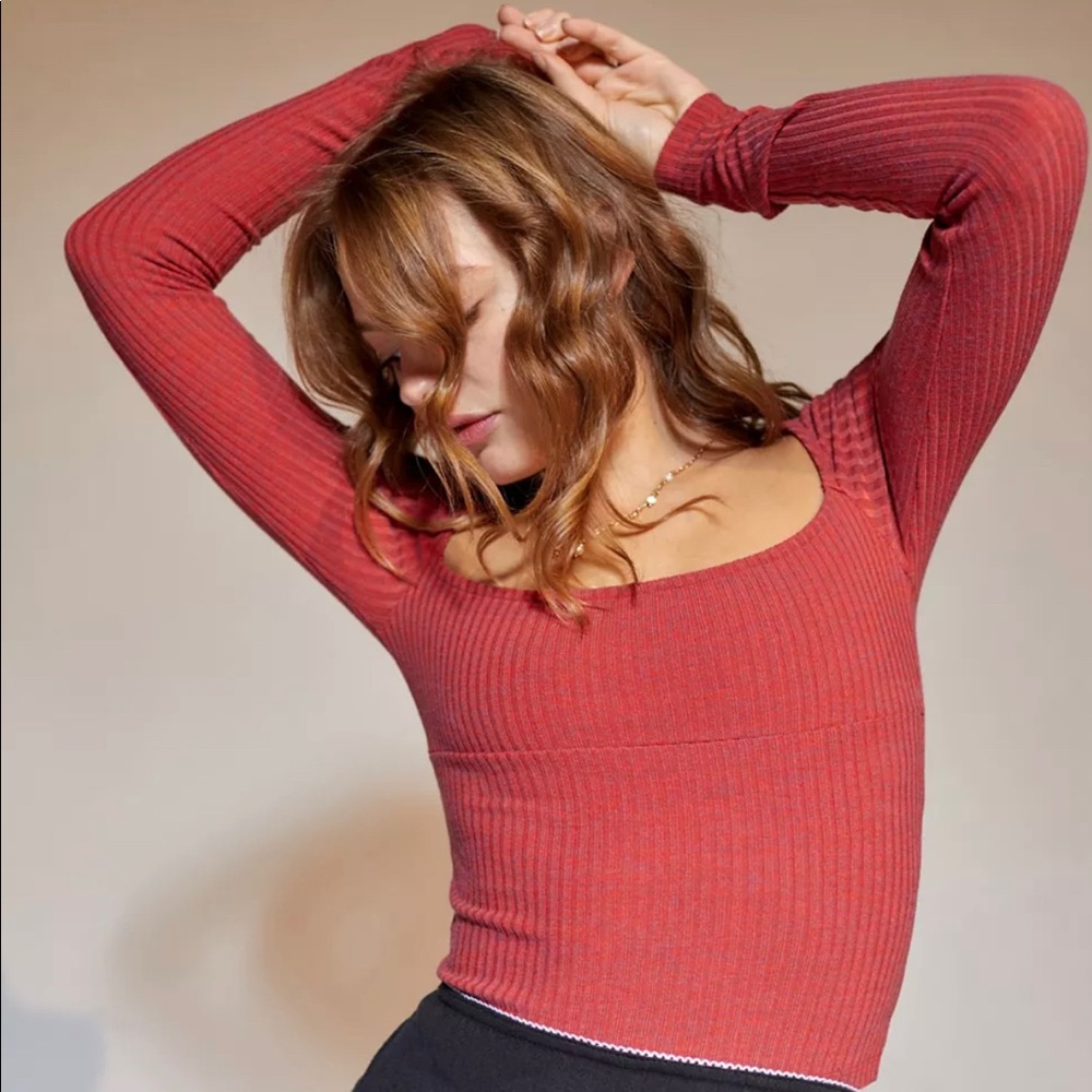 NWOT RED/ORANGE URBAN OUTFITTERS ORLA TOP